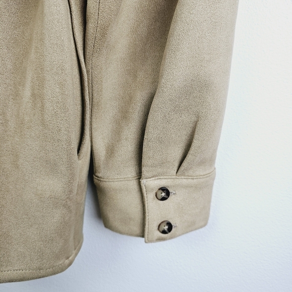 J. Jill Wearever Collection Tan Faux Suede Shirt Shacket, size XL - Picture 6 of 10